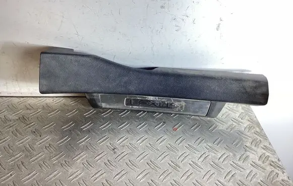Lexus GS 250 350 300H 450H Rear sill trim cover 6793030060 6793030050