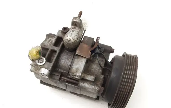 Hyundai Santa Fe Air conditioning (A/C) compressor (pump)