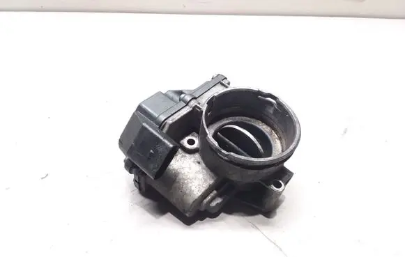 Volkswagen Golf V Throttle valve 03G128063A