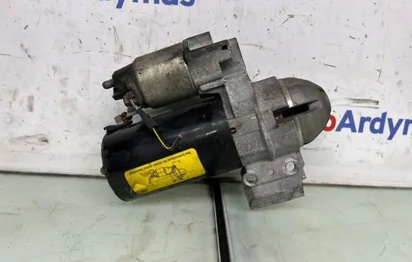 BMW 3 E90 E91 Starter motor 7801203 12417801203 8570238