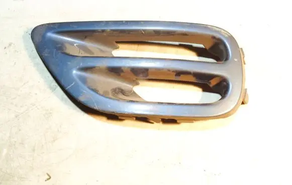 Subaru Legacy Front bumper lower grill 57731AG030