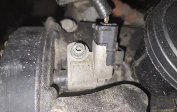 Volvo S40 Camshaft position sensor 9645844080