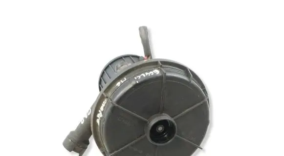 BMW M6 Secondary air pump 7571589 11727571589