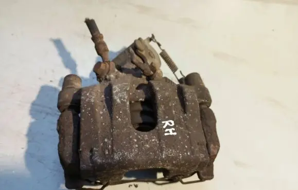 Opel Vectra C Rear brake caliper
