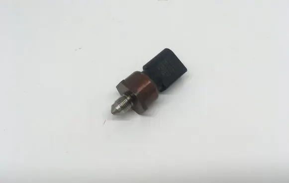 Fuel pressure sensor