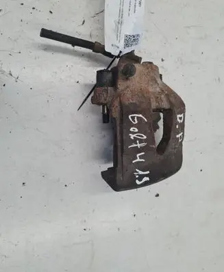 Volkswagen Golf IV Front brake caliper