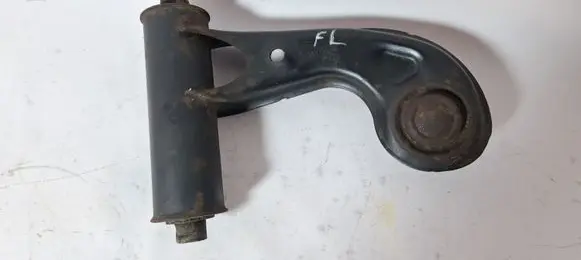 Front wheel hub spindle knuckle