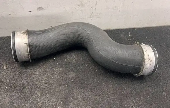 Volkswagen PASSAT CC Intercooler hose/pipe 3C0145832Q