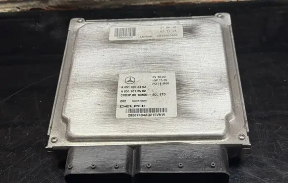 Mercedes-Benz Sprinter W906 Engine control unit/module A6519003403 A6519013502