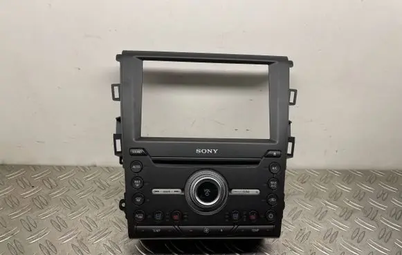 Ford Fusion II Climate control unit HS7T18E245BPB