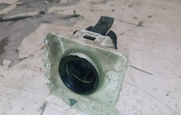 Mercedes-Benz C W203 Front parking sensor holder (PDC) A1688850067