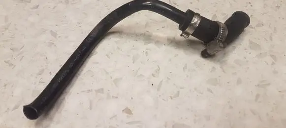 Audi A4 S4 B5 8D Vacuum line/pipe/hose 8D1611931M