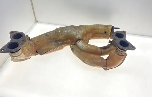 Subaru Legacy Exhaust manifold