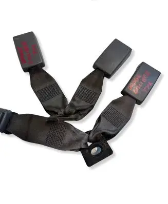 Dodge Caliber Rear seatbelt buckle 31132