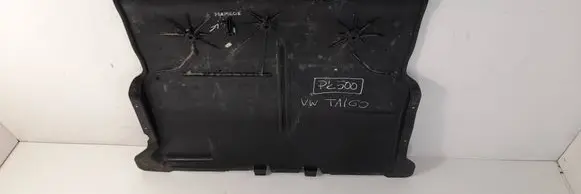 Volkswagen Taigo Engine splash shield/under tray 2Q0825236G