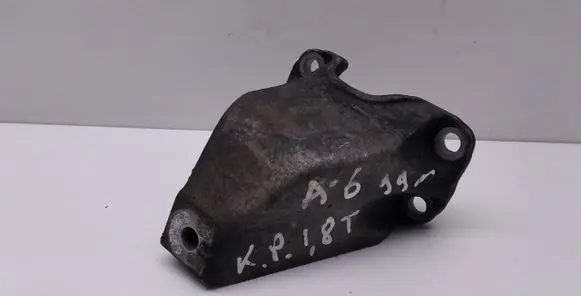 Audi A6 S6 C5 4B Engine mounting bracket 8B0399113AB