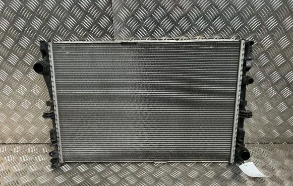 Mercedes-Benz E W213 Coolant radiator A0995007303