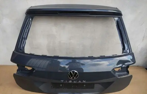 Volkswagen Tiguan Truck tailgate 