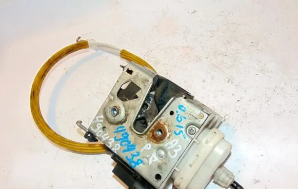 Audi A3 S3 8L Front door lock 8L1837016A 8L1837016 8L1837016D