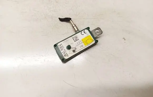 Audi A6 S6 C5 4B Antenna control unit 4B9035225B