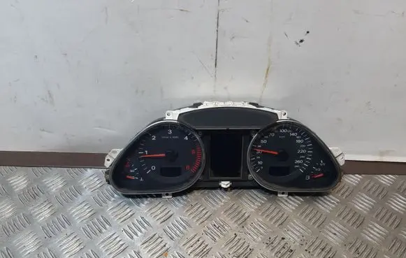 Audi A6 S6 C6 4F Speedometer (instrument cluster) 4F0920933L