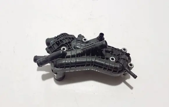 Volvo XC40 Thermostat/thermostat housing 31439559