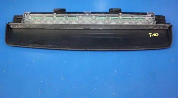 BMW 5 F10 F11 Third/center stoplight