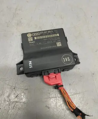 Audi A4 S4 B8 8K Gateway control module 8t0907468h H897Z06018 S901001194J
