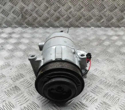 KIA Xceed Air conditioning (A/C) compressor (pump) 97701J7000