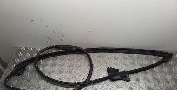 Lexus IS III XE30 Front door rubber seal 6786253050
