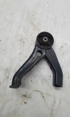Mitsubishi Outlander Engine mount bracket