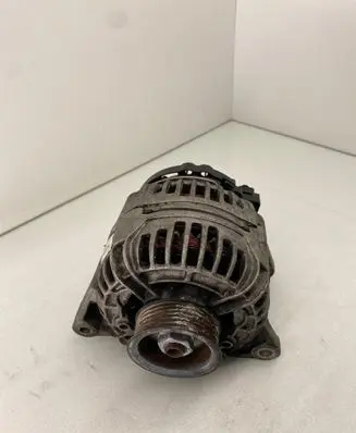 Volkswagen PASSAT B5.5 Generator/alternator
