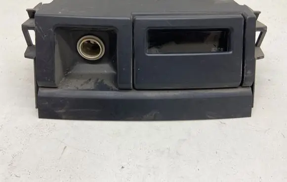 Car ashtray