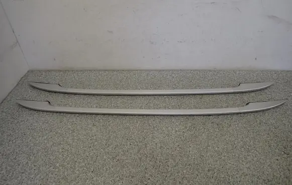 Suzuki SX4 Roof bar rail