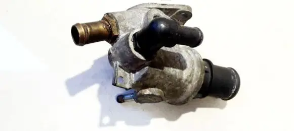 Alfa Romeo 156 Thermostat housing 88c08e