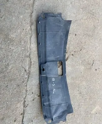 Audi Q3 8U Top upper radiator support slam panel 8U0807081C