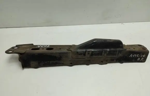 Toyota Avensis T270 Front subframe