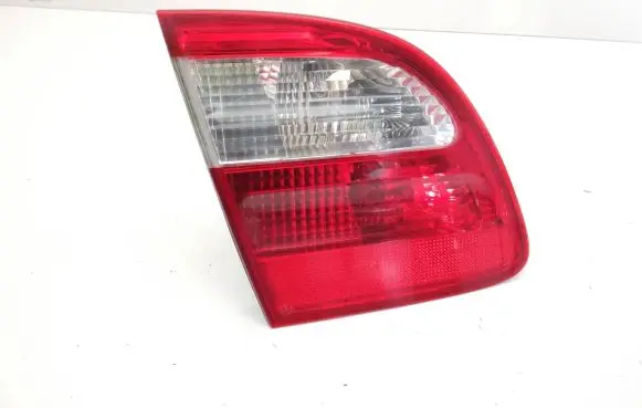 Mercedes-Benz E W211 Tailgate rear/tail lights A2118201364