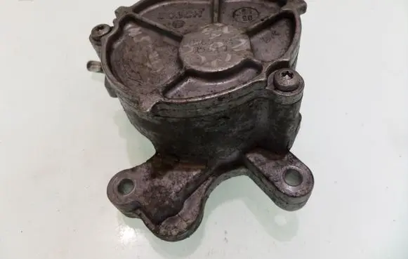 Citroen C4 I Vacuum pump D1651A