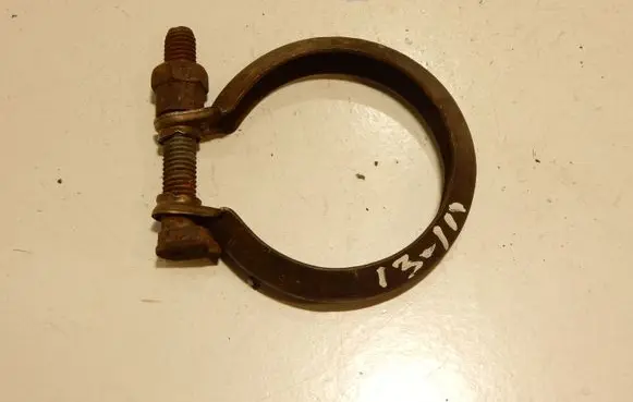 Opel Vectra C Muffler pipe connector clamp 13111