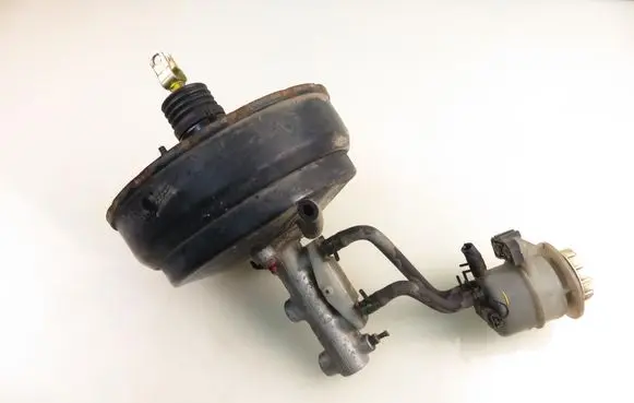 Mitsubishi Outlander Brake booster MB858850