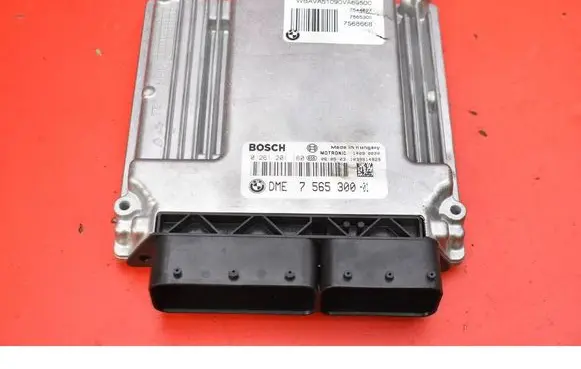 BMW X3 E83 Engine control unit/module ECU 7565300-01