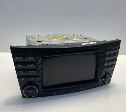Mercedes-Benz E W211 Radio/CD/DVD/GPS head unit A2118203297 61221785 2118203297