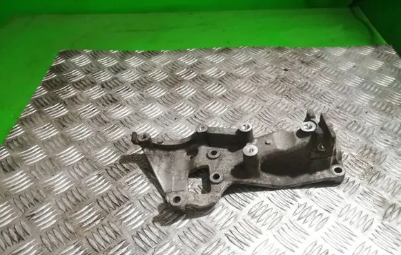 Mitsubishi ASX Engine mounting bracket 1801A070