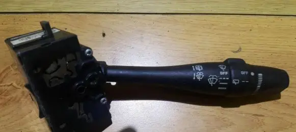Nissan Primera Wiper control stalk 36929e