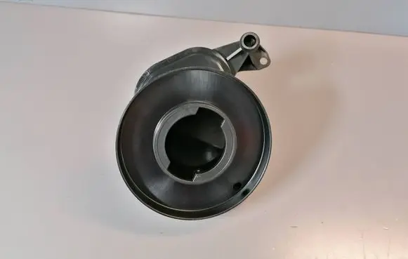 BMW 5 F10 F11 Oil fill pipe 7810586 11127810586