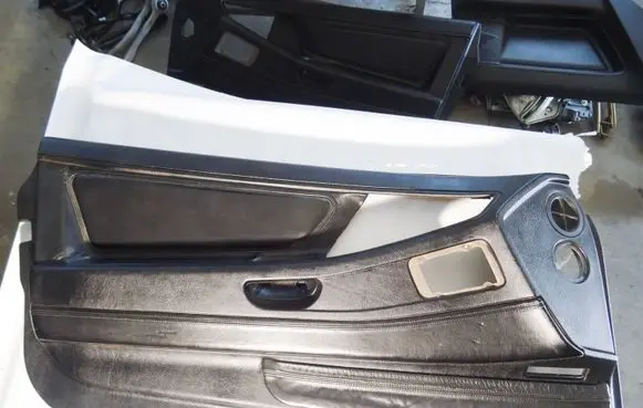 BMW 8 E31 Front door card panel trim 51418161821 8161821