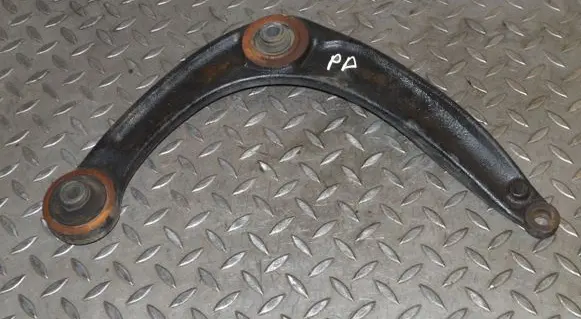 Peugeot 3008 I Front lower control arm/wishbone