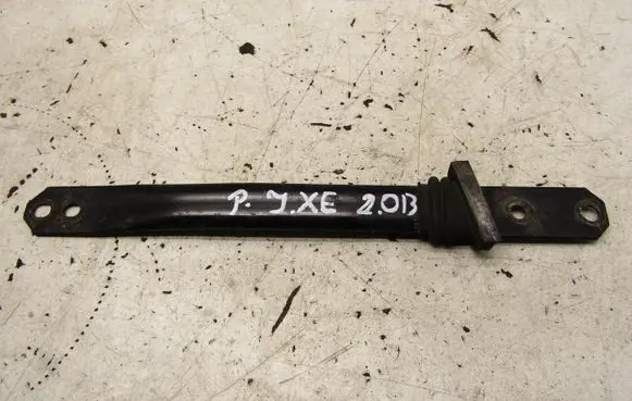 Jaguar XE Front strut bar GX733B328A