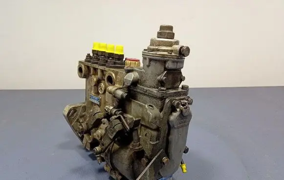 AC 428 Fuel injection high pressure pump MOTORPAL4M3176